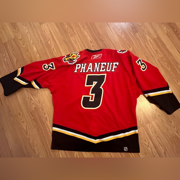 Authentic On-Ice Game Jersey, Reebok. Calgary Flames, Dion Phaneuf, #3 - Picture 4 of 4